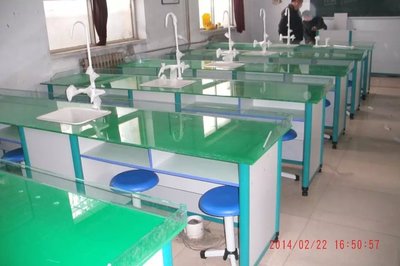 河南实验室厂家报价行情 教学演示用品销售价格解析